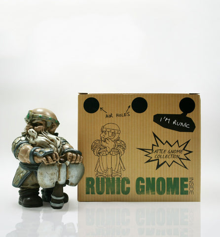Axe Gnome with Box